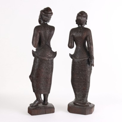 Paire de figurines en bois birman